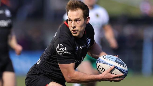 Van Zyl, Scrum-half, extends contract with Saracens