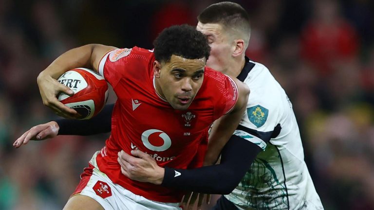 Thomas thrilled to make a comeback on the main stage for Wales