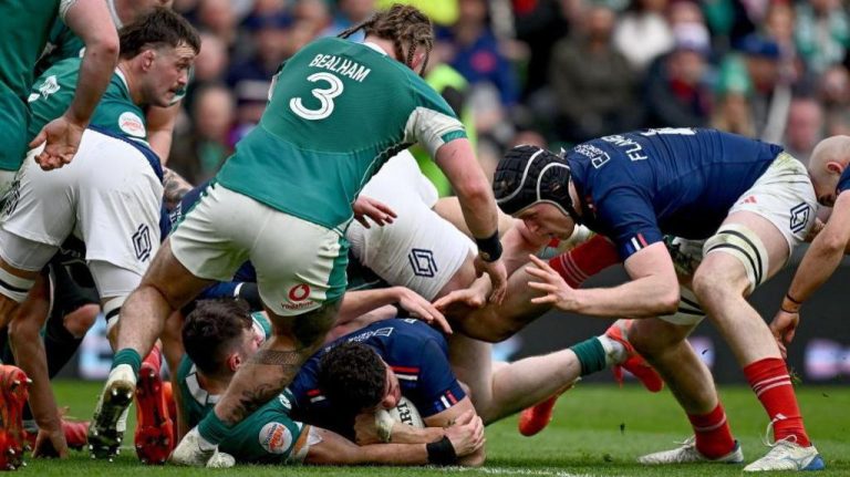 Ireland coach Easterby queries validity of second France try